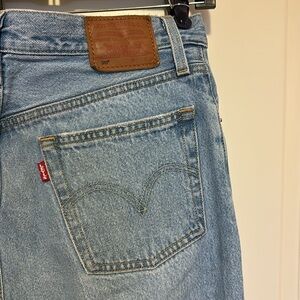 Levi’s women’s 501 original straight jeans